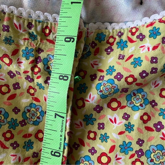 Y2K Fairy Garden Floral Capris - Picture 8 of 9